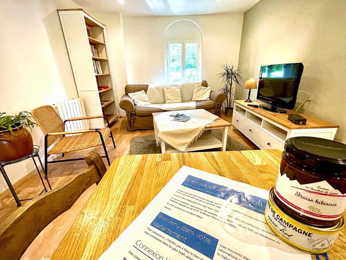 Le Tivoli Apartment Bagneres-de-Bigorre Bagian luar foto